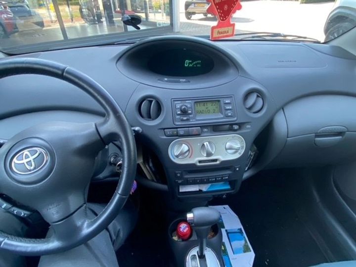 Photo 7 VIN: VNKJL12330A044195 - TOYOTA YARIS 