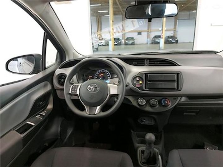 Photo 9 VIN: VNKJL3D390A329587 - TOYOTA YARIS - 2017 