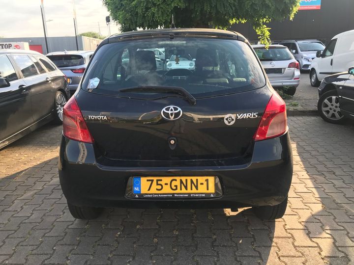 Photo 2 VIN: VNKJL96300A329042 - TOYOTA YARIS 