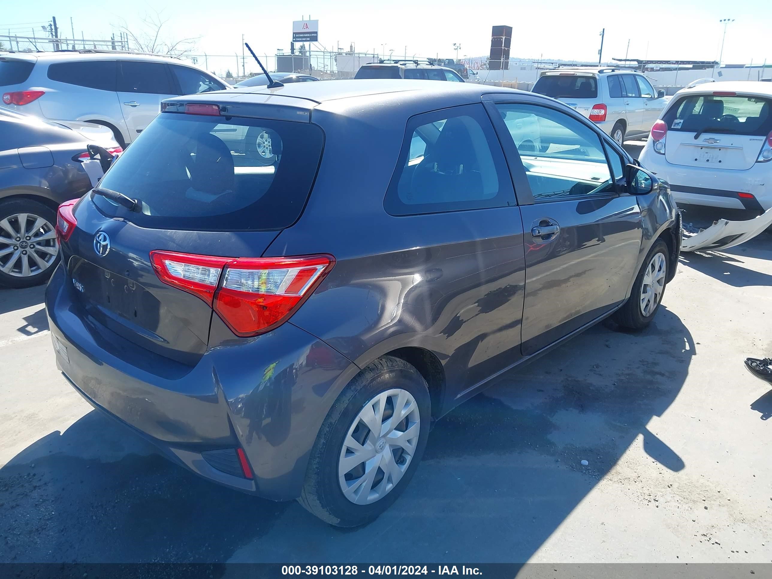 Photo 3 VIN: VNKJTUD31JA093010 - TOYOTA YARIS 