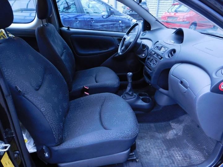 Photo 12 VIN: VNKJV18350A304128 - TOYOTA YARIS HATCHBACK 