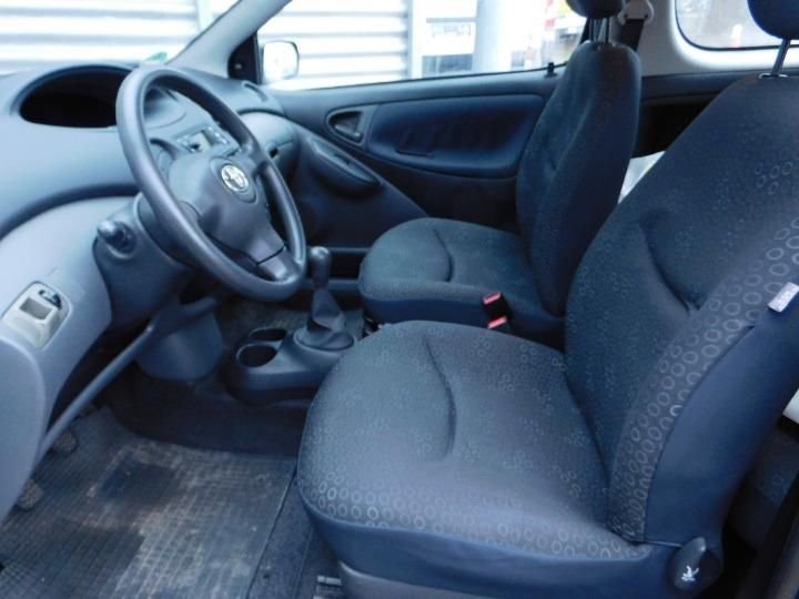 Photo 22 VIN: VNKJV18350A304128 - TOYOTA YARIS HATCHBACK 