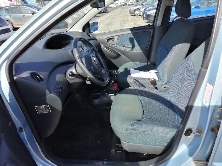 Photo 9 VIN: VNKKC12380A018745 - TOYOTA YARIS HATCHBACK 