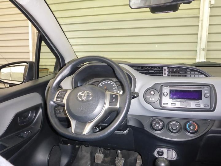 Photo 5 VIN: VNKKC3D380A120913 - TOYOTA YARIS 