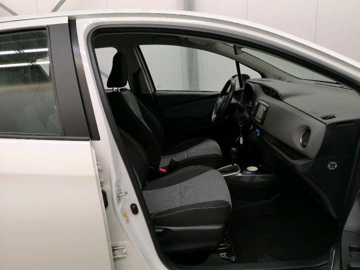 Photo 5 VIN: VNKKD3D310A202835 - TOYOTA YARIS 