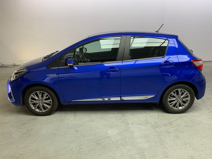 Photo 9 VIN: VNKKD3D310A411752 - TOYOTA YARIS 