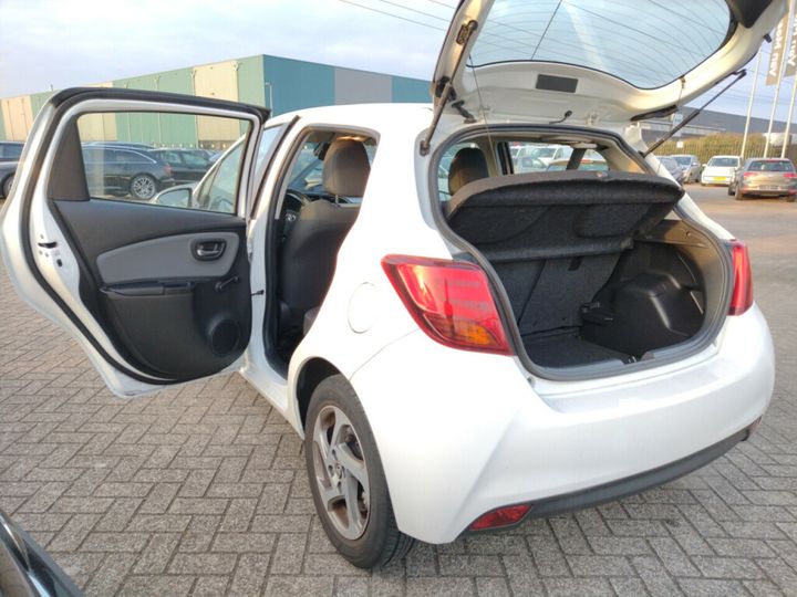 Photo 15 VIN: VNKKD3D320A230689 - TOYOTA YARIS 