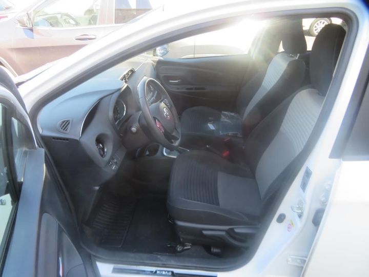 Photo 11 VIN: VNKKD3D330A380519 - TOYOTA YARIS 