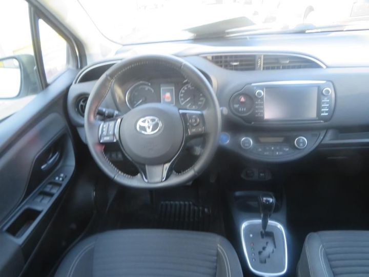 Photo 3 VIN: VNKKD3D330A380519 - TOYOTA YARIS 