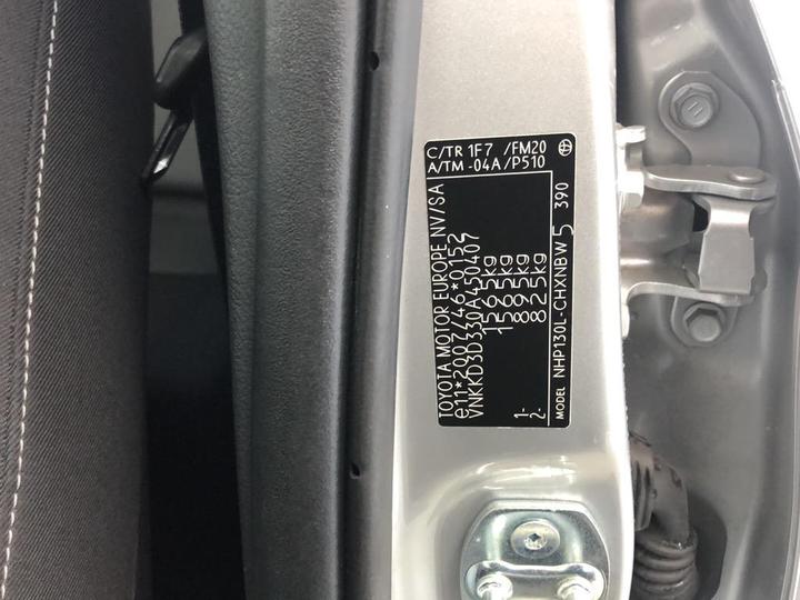 Photo 8 VIN: VNKKD3D330A450407 - TOYOTA YARIS 