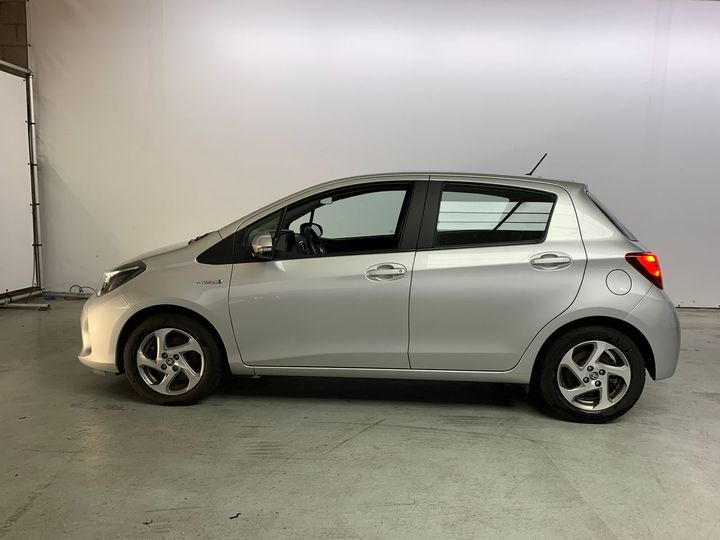 Photo 9 VIN: VNKKD3D350A284486 - TOYOTA YARIS 