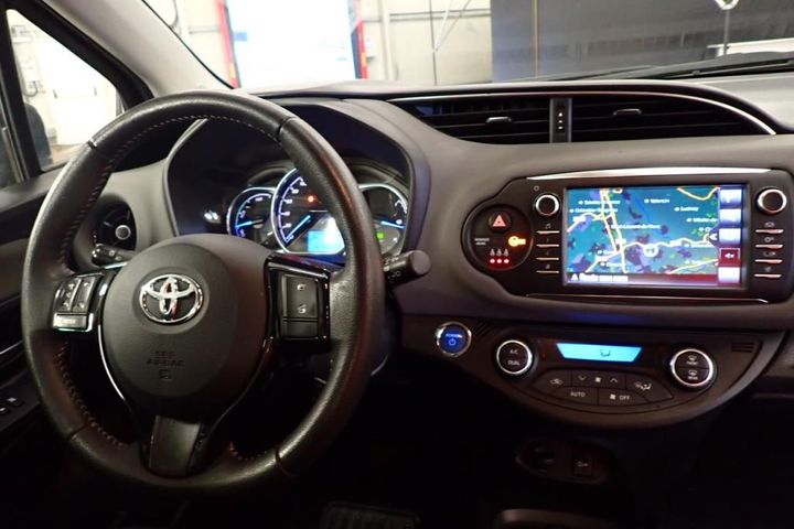 Photo 7 VIN: VNKKD3D370A610370 - TOYOTA YARIS 