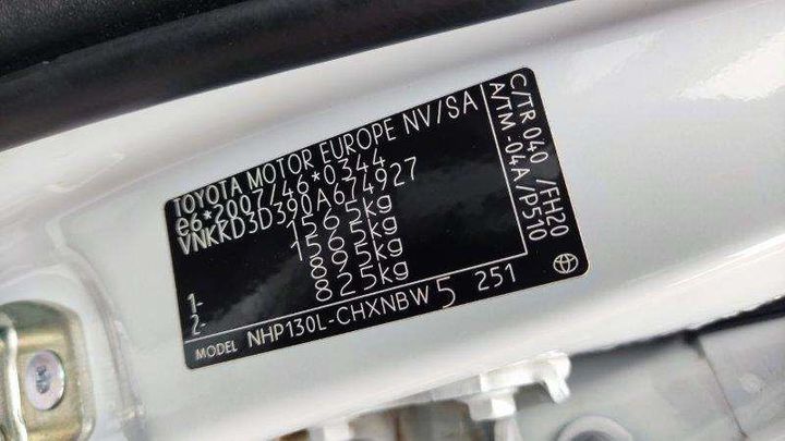 Photo 8 VIN: VNKKD3D390A674927 - TOYOTA YARIS 