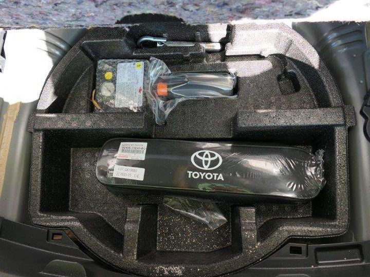 Photo 6 VIN: VNKKD3D3X0A671325 - TOYOTA YARIS 