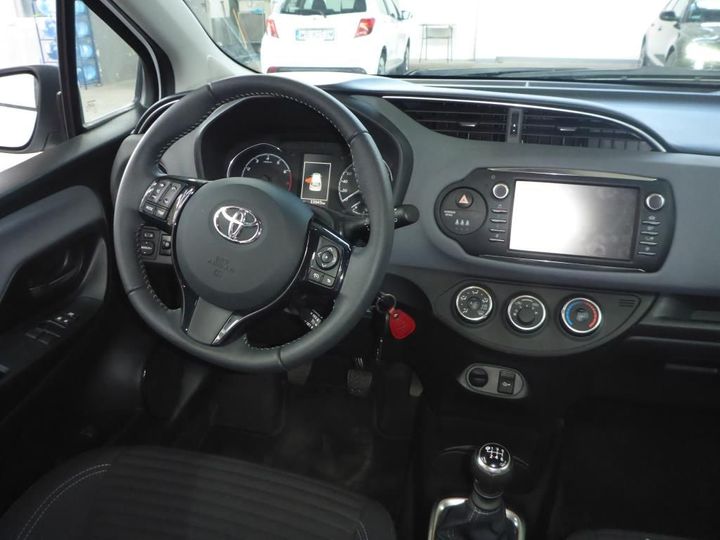 Photo 6 VIN: VNKKG3D320A090005 - TOYOTA YARIS 