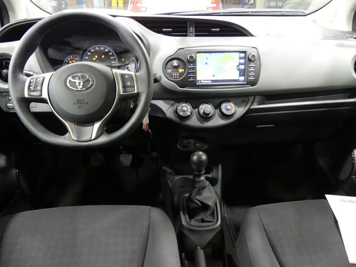 Photo 7 VIN: VNKKG3D330A101433 - TOYOTA YARIS 