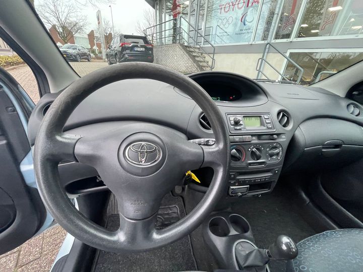 Photo 8 VIN: VNKKL12300A103210 - TOYOTA YARIS 