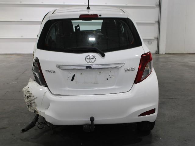 Photo 5 VIN: VNKKL3D300A073585 - TOYOTA YARIS HATCHBACK 