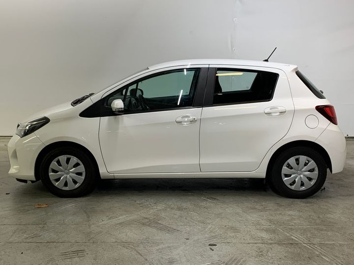 Photo 9 VIN: VNKKL3D300A235358 - TOYOTA YARIS 