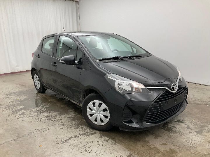 Photo 3 VIN: VNKKL3D3X0A208930 - TOYOTA YARIS HATCHBACK 