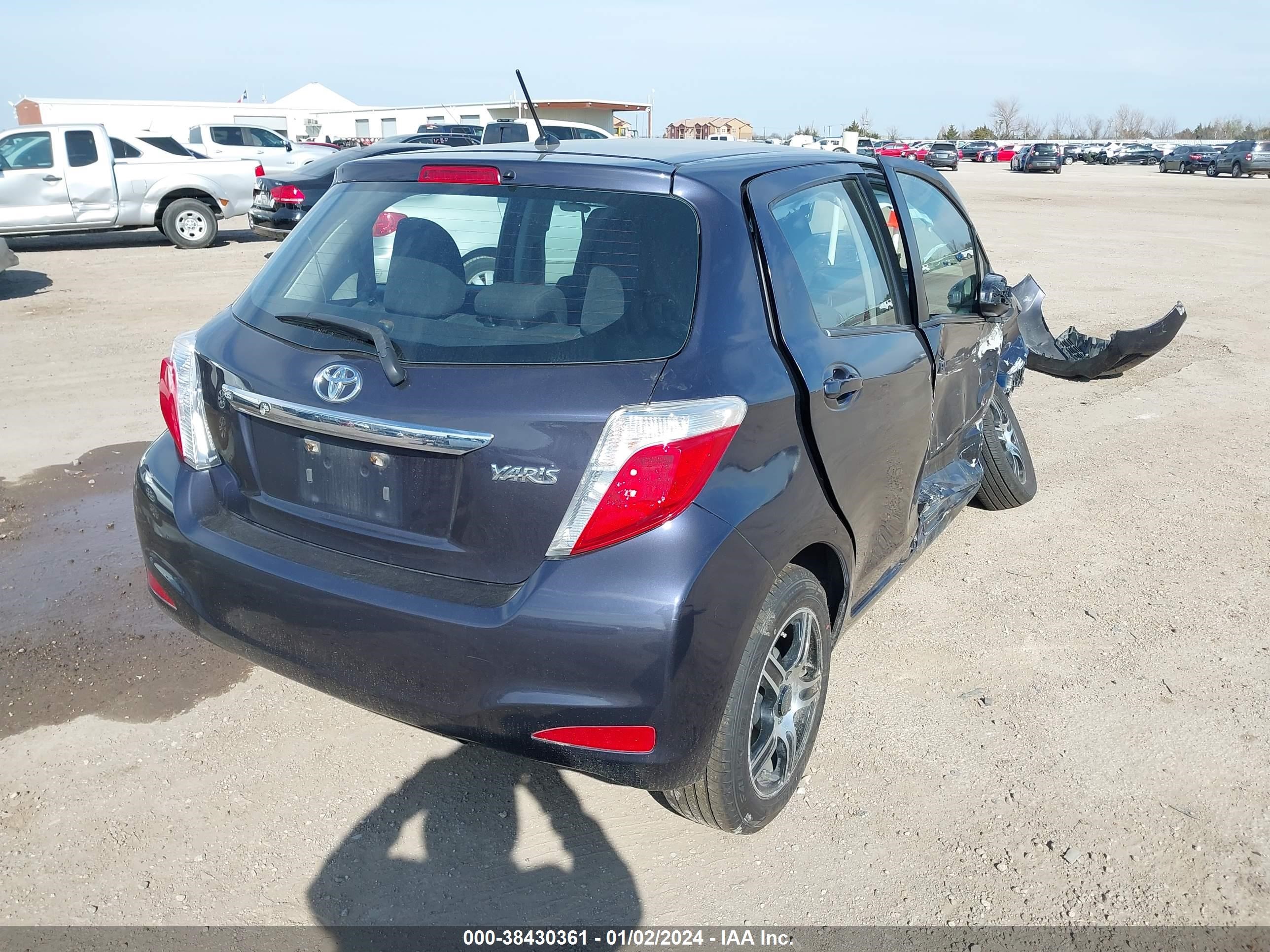 Photo 3 VIN: VNKKTUD30EA006451 - TOYOTA YARIS 