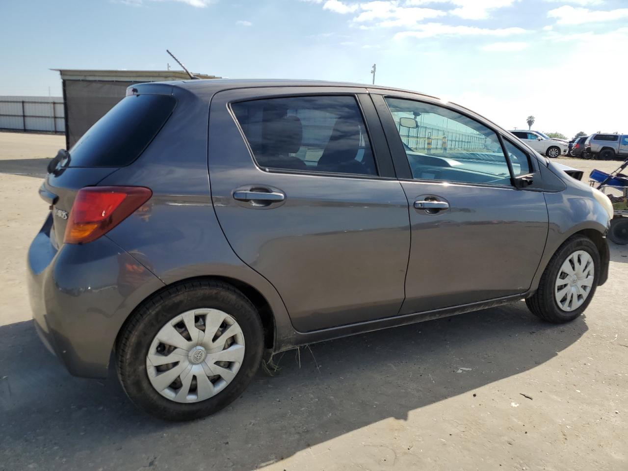 Photo 2 VIN: VNKKTUD30FA045445 - TOYOTA YARIS 