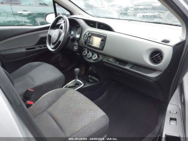 Photo 4 VIN: VNKKTUD31FA042747 - TOYOTA YARIS 