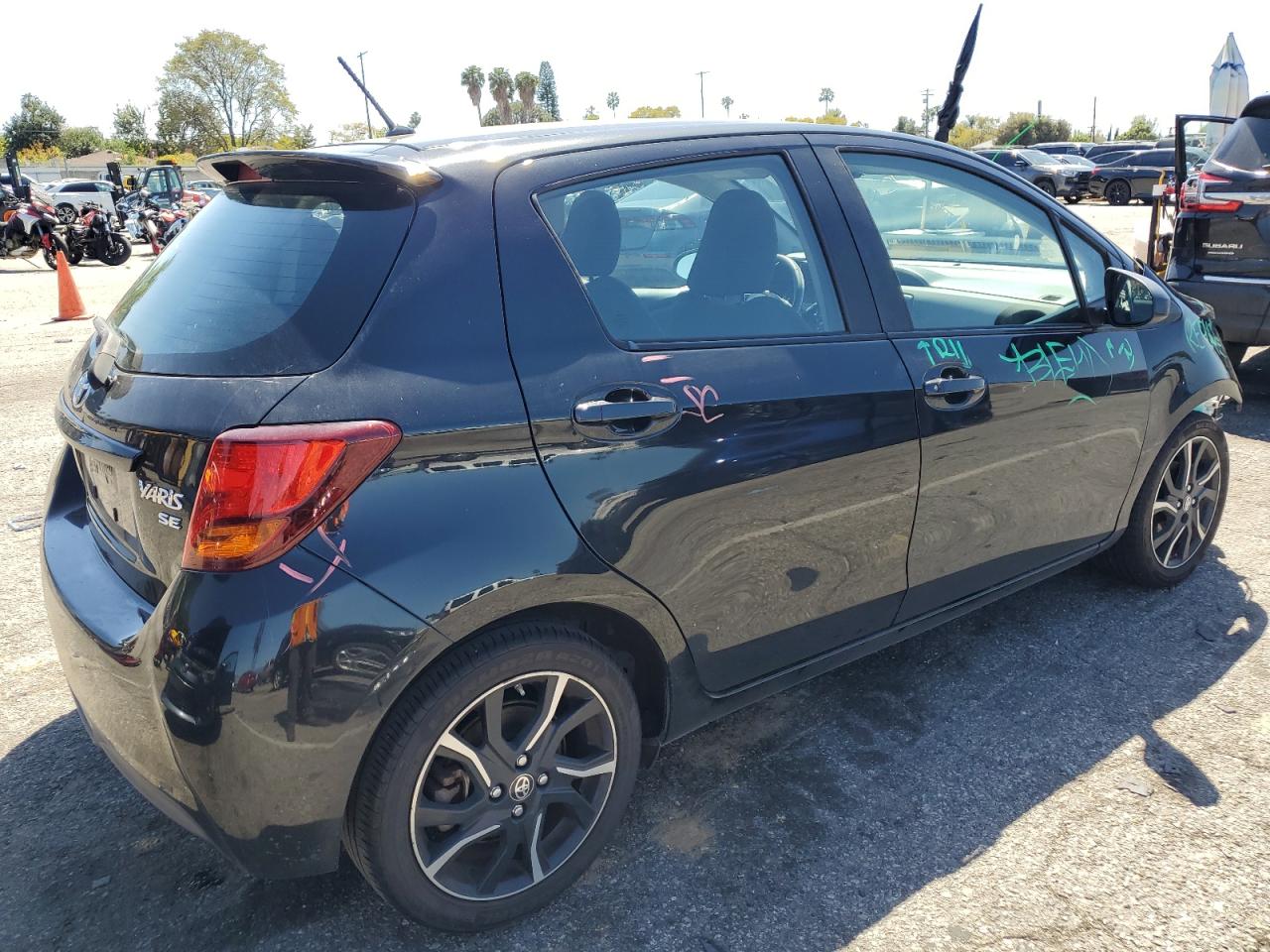 Photo 2 VIN: VNKKTUD31FA054591 - TOYOTA YARIS 