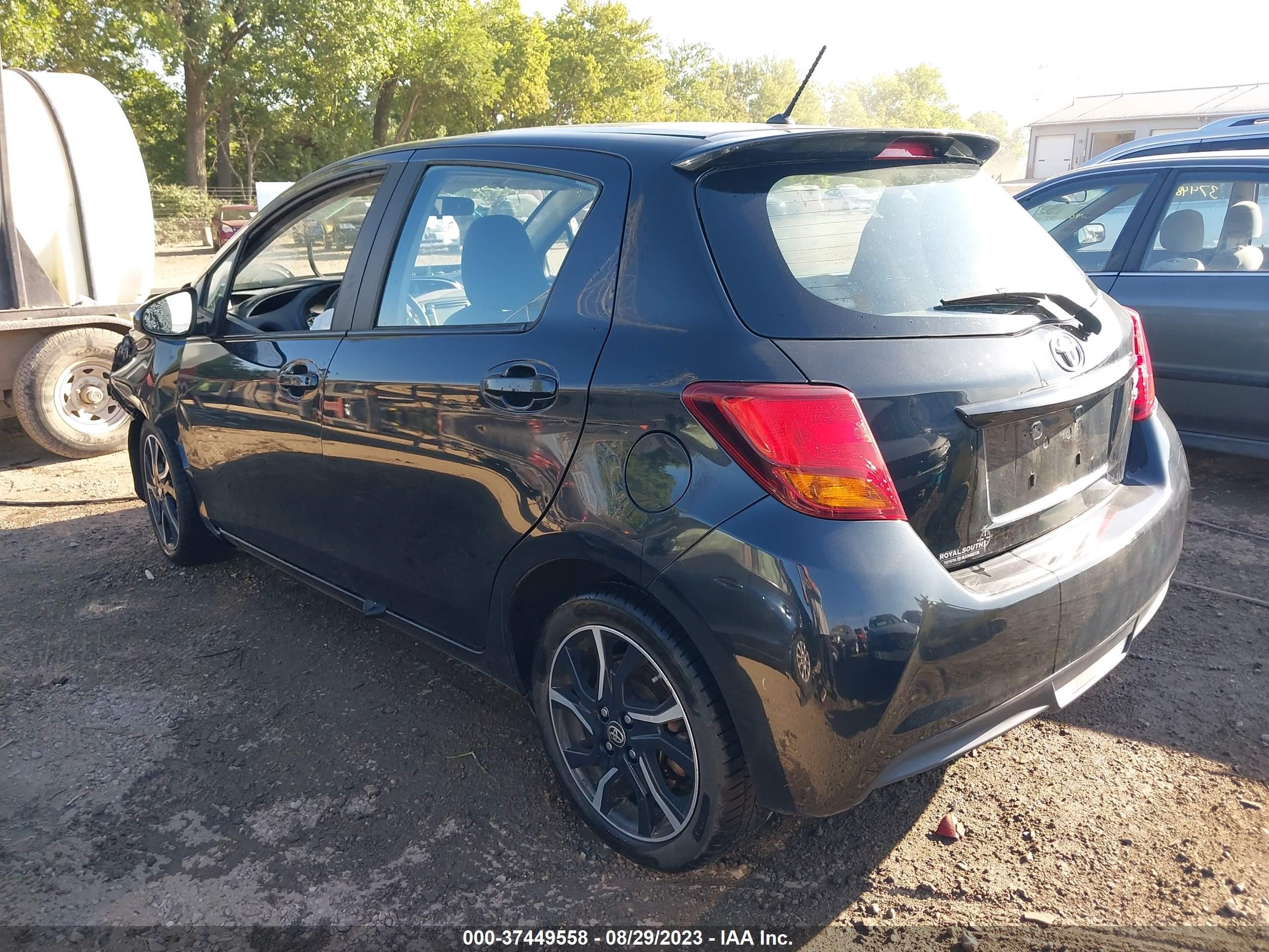 Photo 2 VIN: VNKKTUD32FA016223 - TOYOTA YARIS 