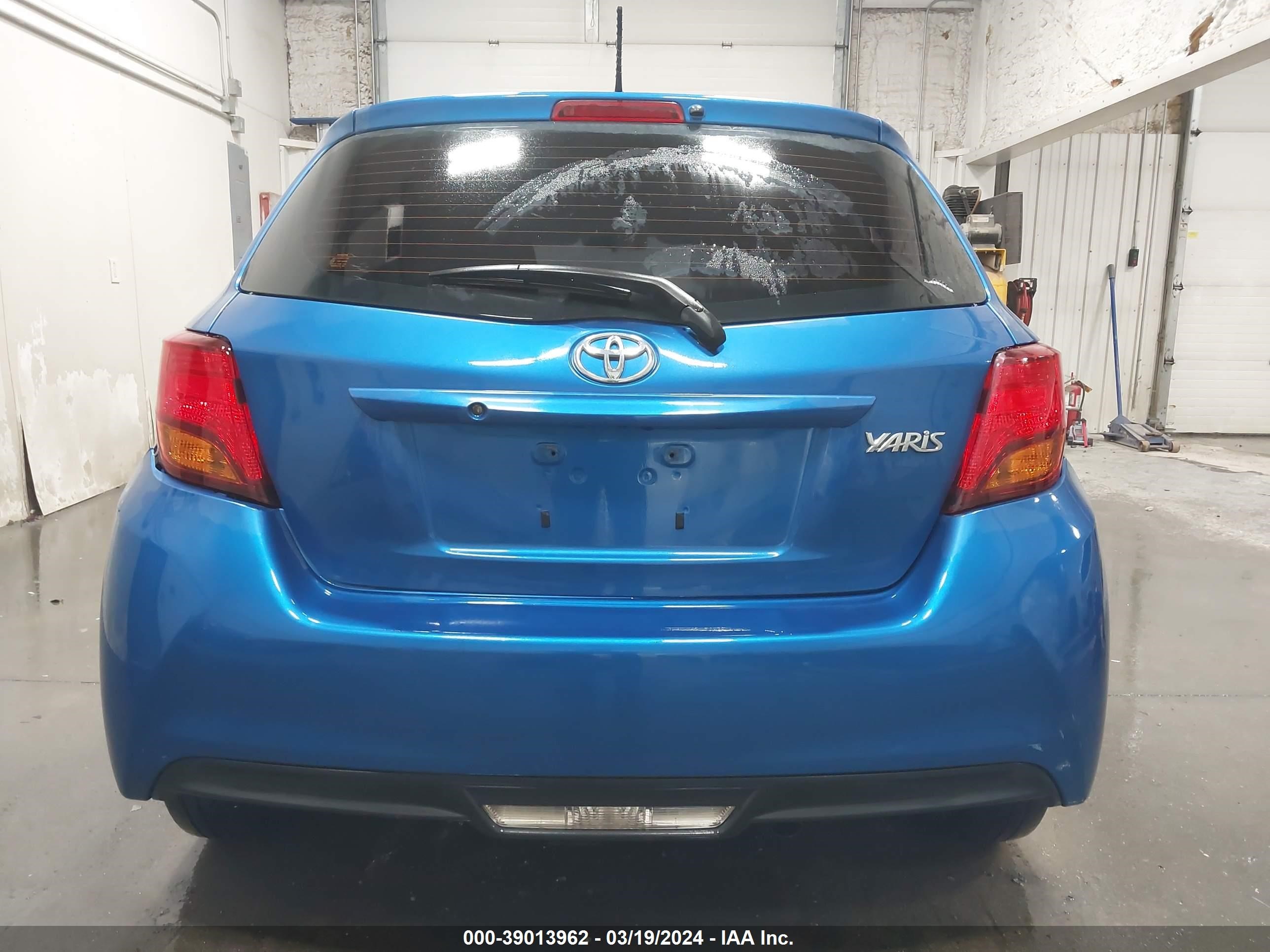 Photo 16 VIN: VNKKTUD32FA047195 - TOYOTA YARIS 