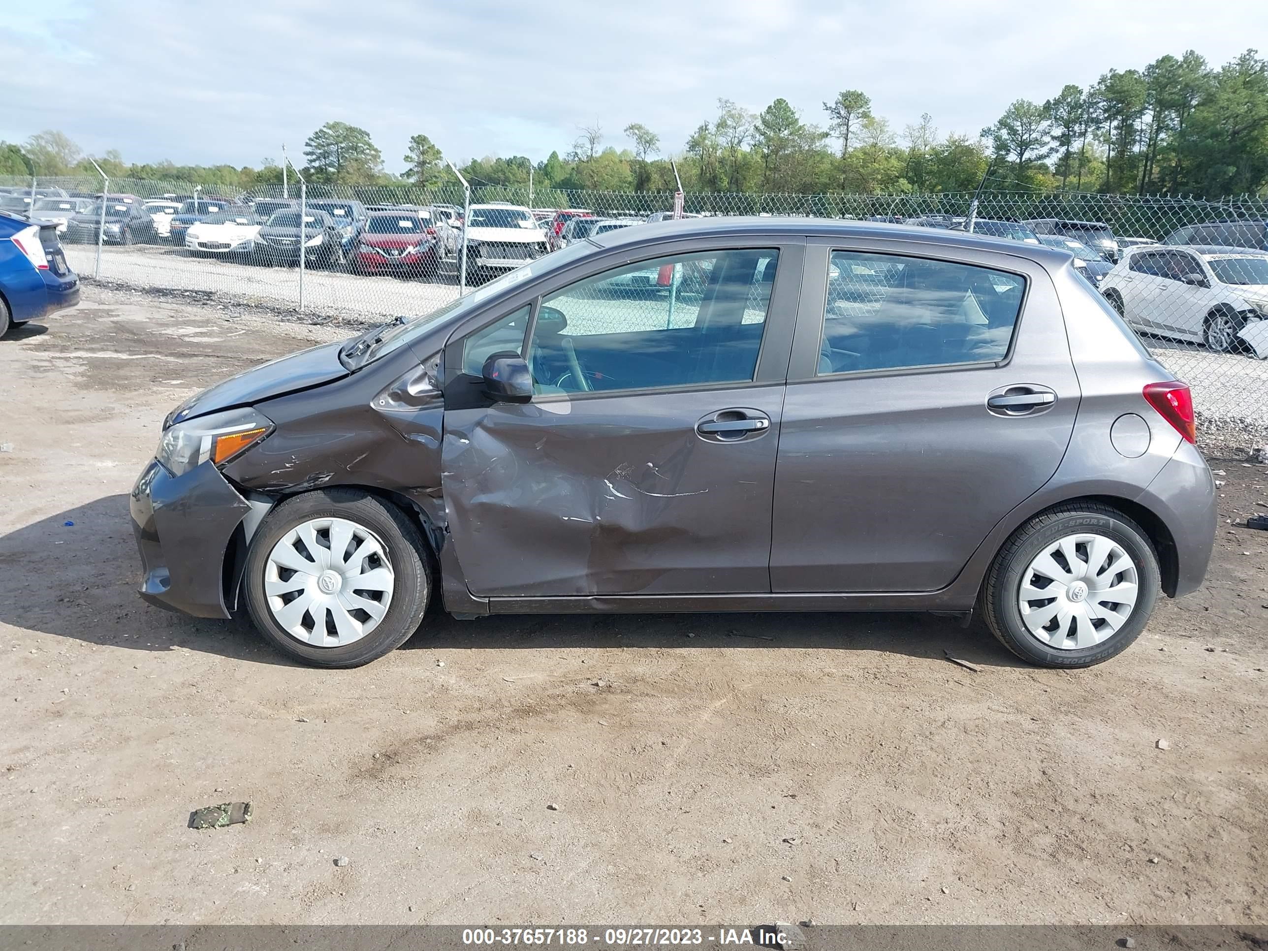 Photo 13 VIN: VNKKTUD32HA072746 - TOYOTA YARIS 