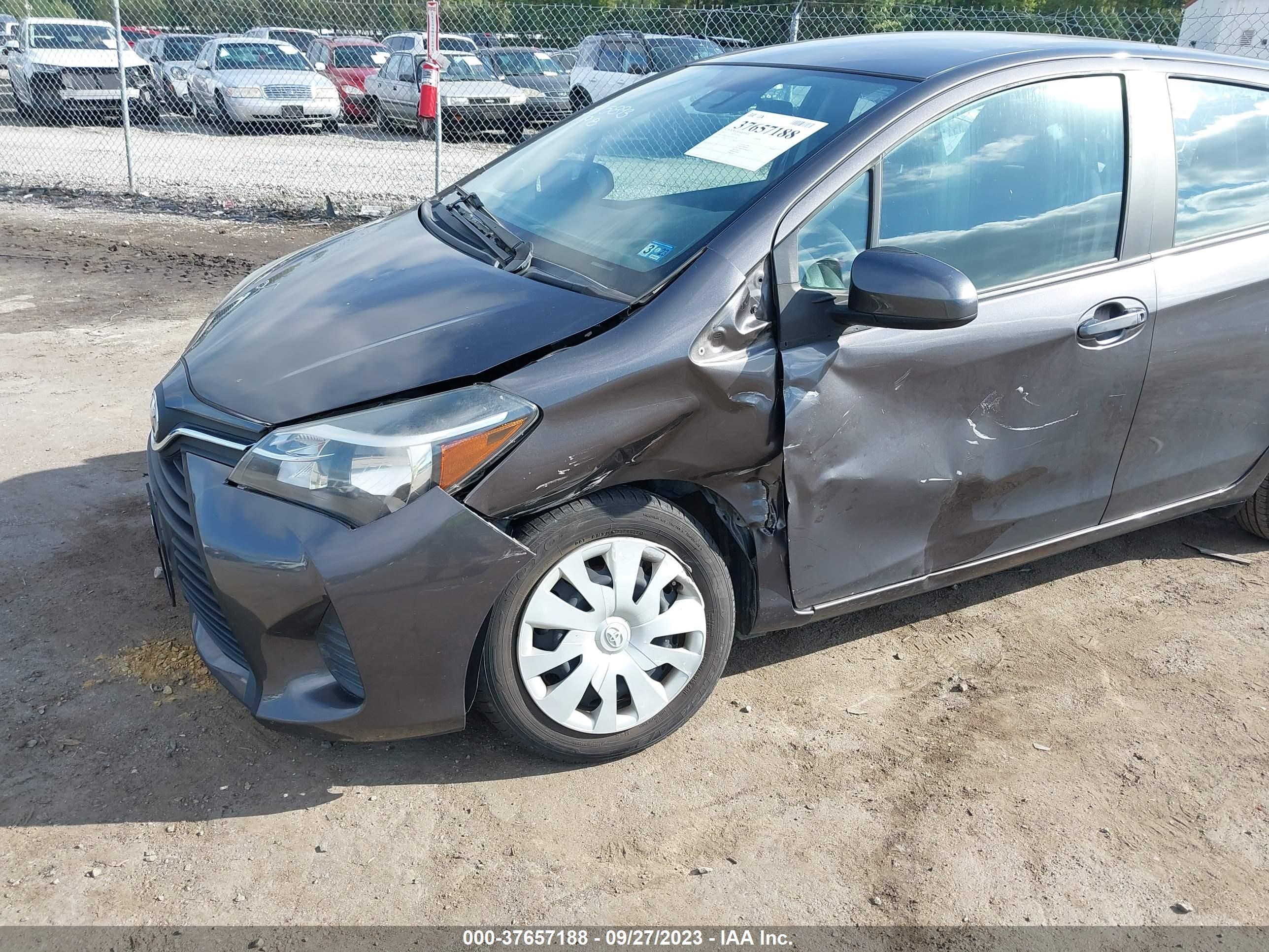 Photo 5 VIN: VNKKTUD32HA072746 - TOYOTA YARIS 