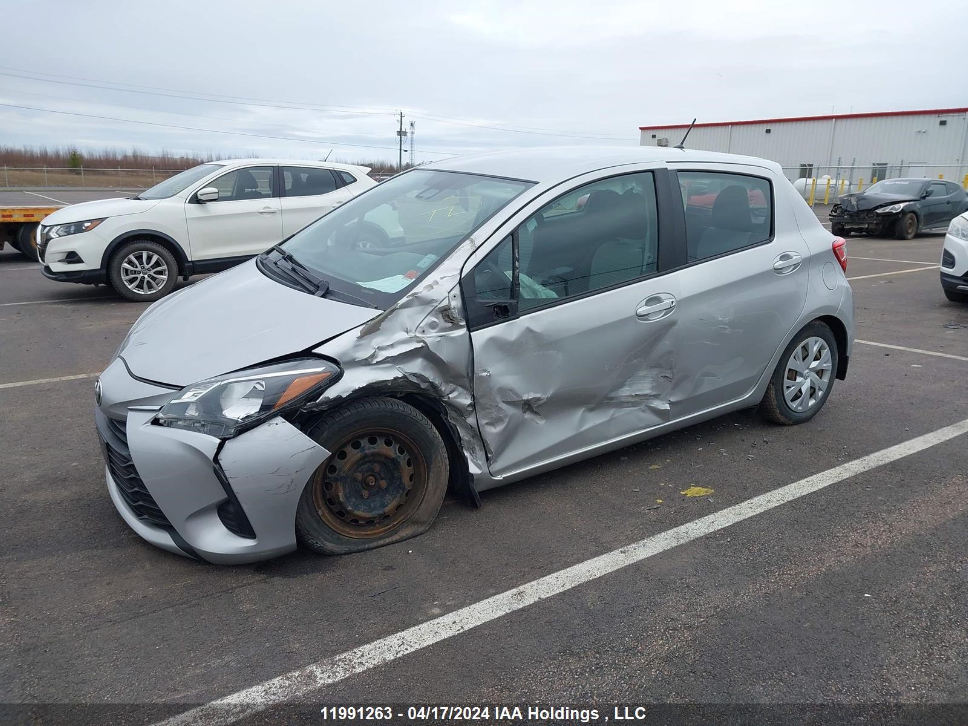 Photo 1 VIN: VNKKTUD32JA090587 - TOYOTA YARIS 