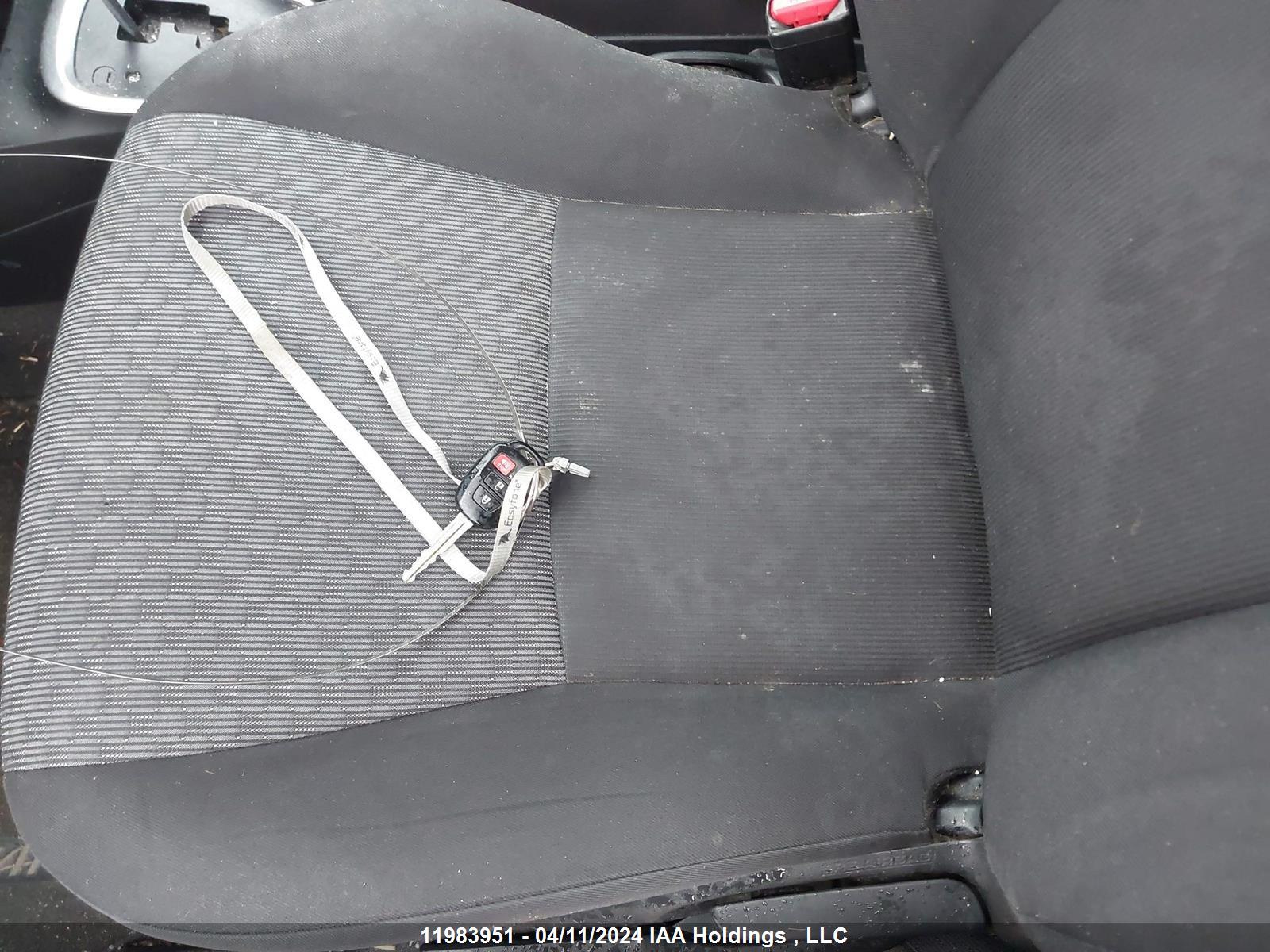 Photo 10 VIN: VNKKTUD33FA055497 - TOYOTA YARIS 