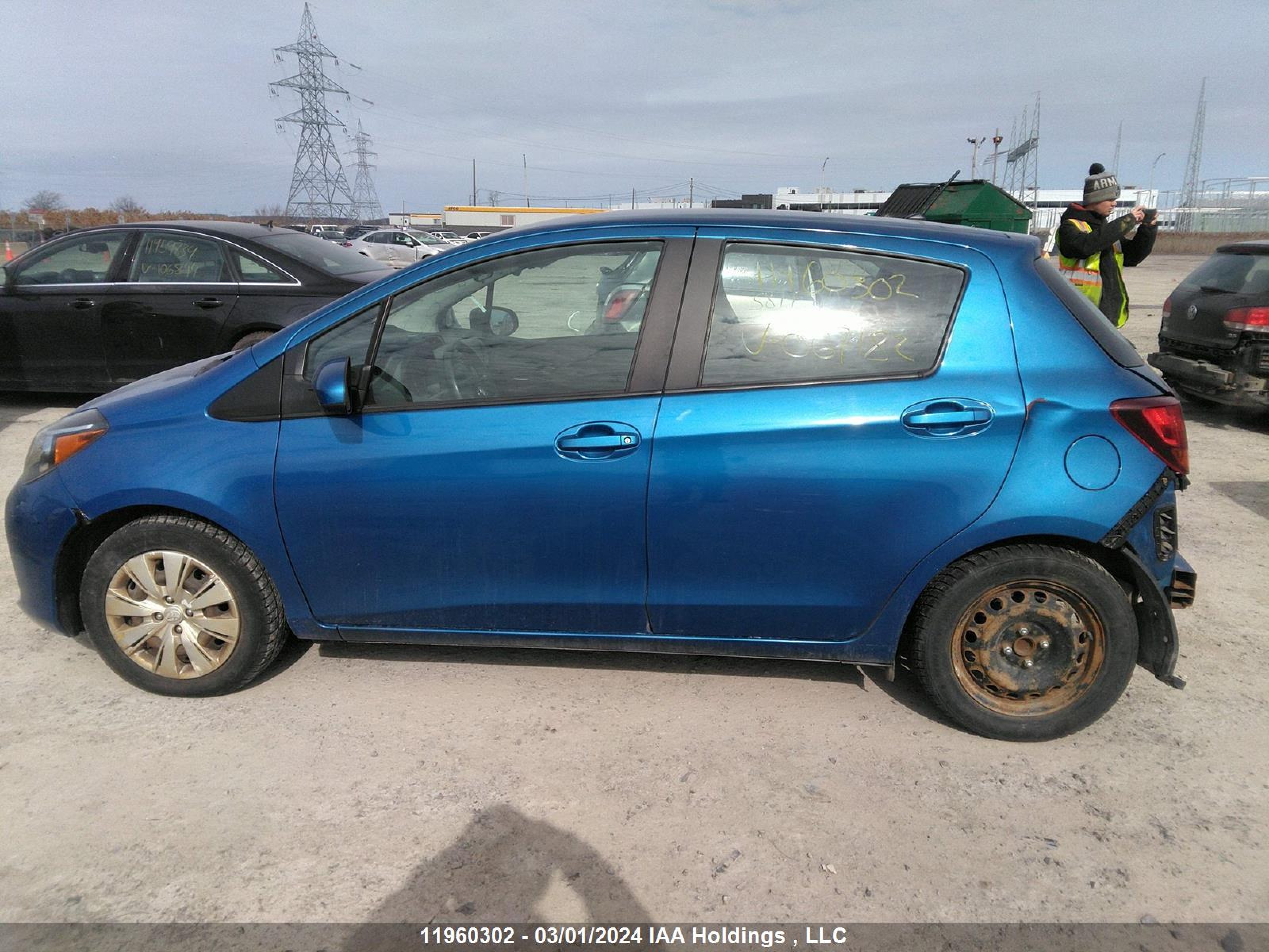 Photo 14 VIN: VNKKTUD33GA067182 - TOYOTA YARIS 