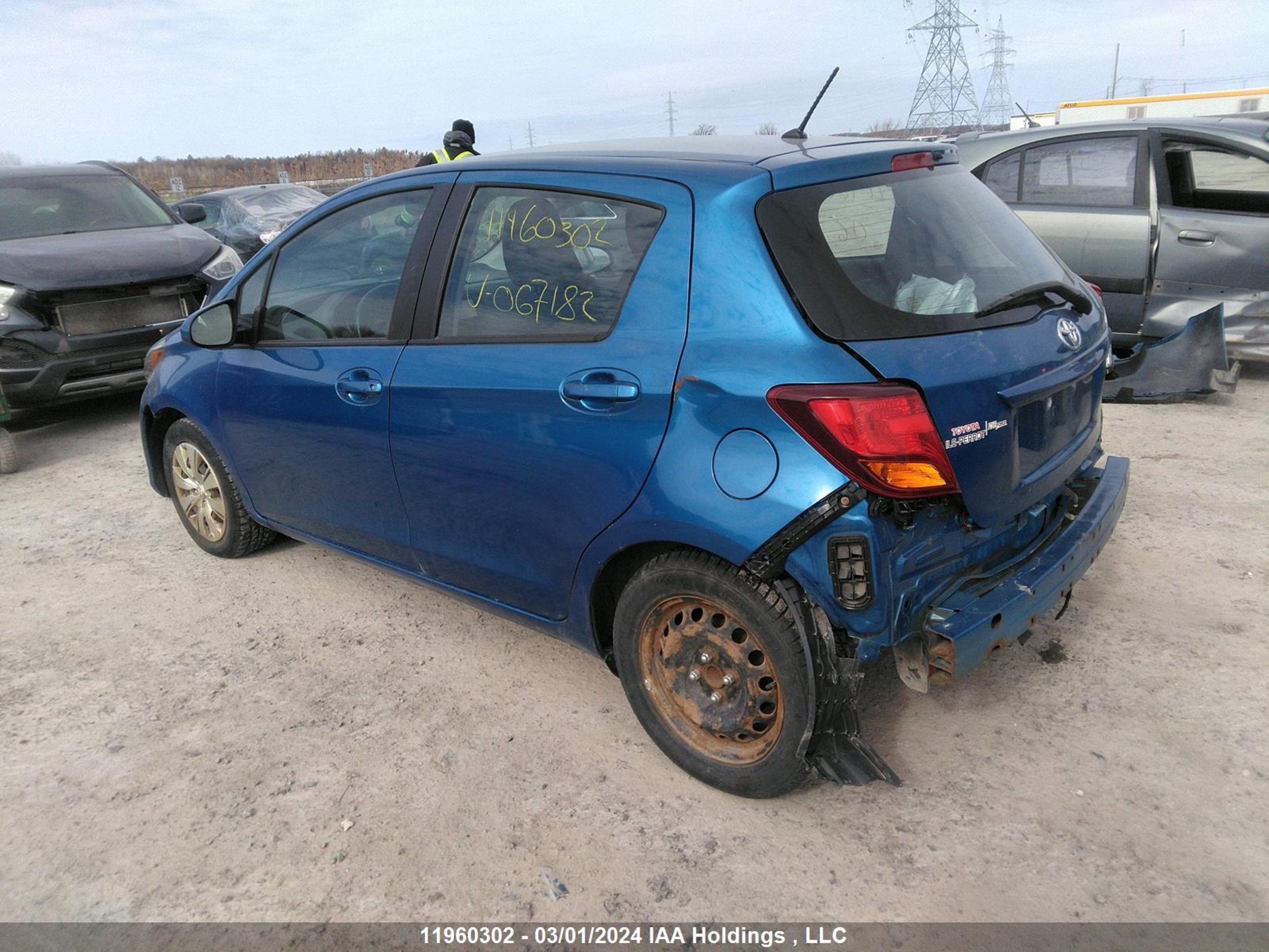 Photo 2 VIN: VNKKTUD33GA067182 - TOYOTA YARIS 