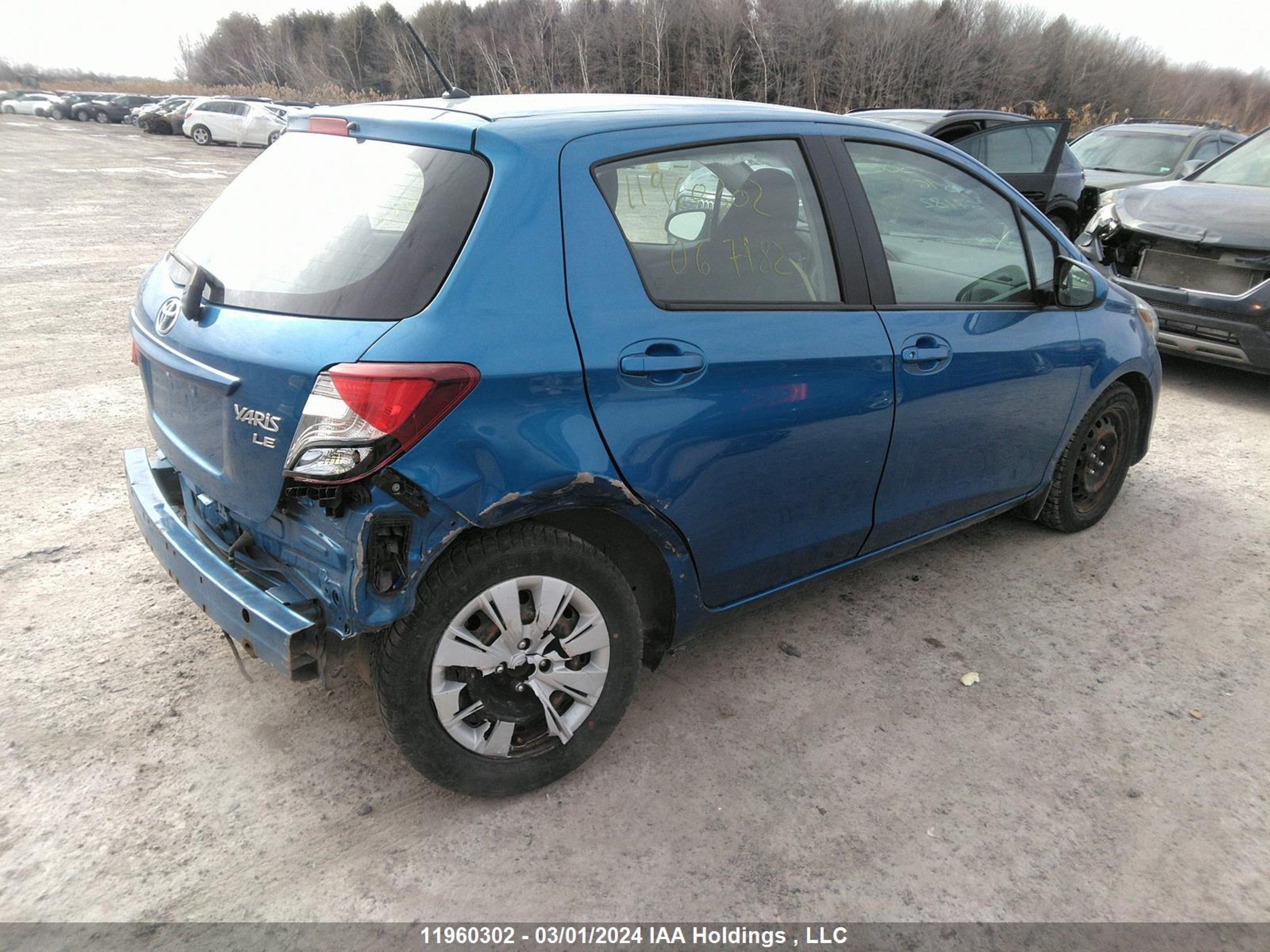 Photo 3 VIN: VNKKTUD33GA067182 - TOYOTA YARIS 