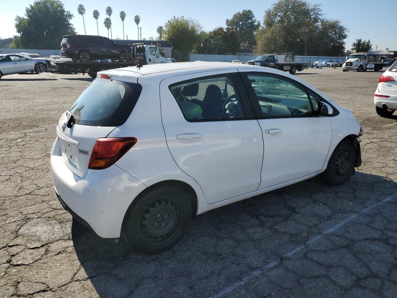 Photo 2 VIN: VNKKTUD33HA080984 - TOYOTA YARIS 