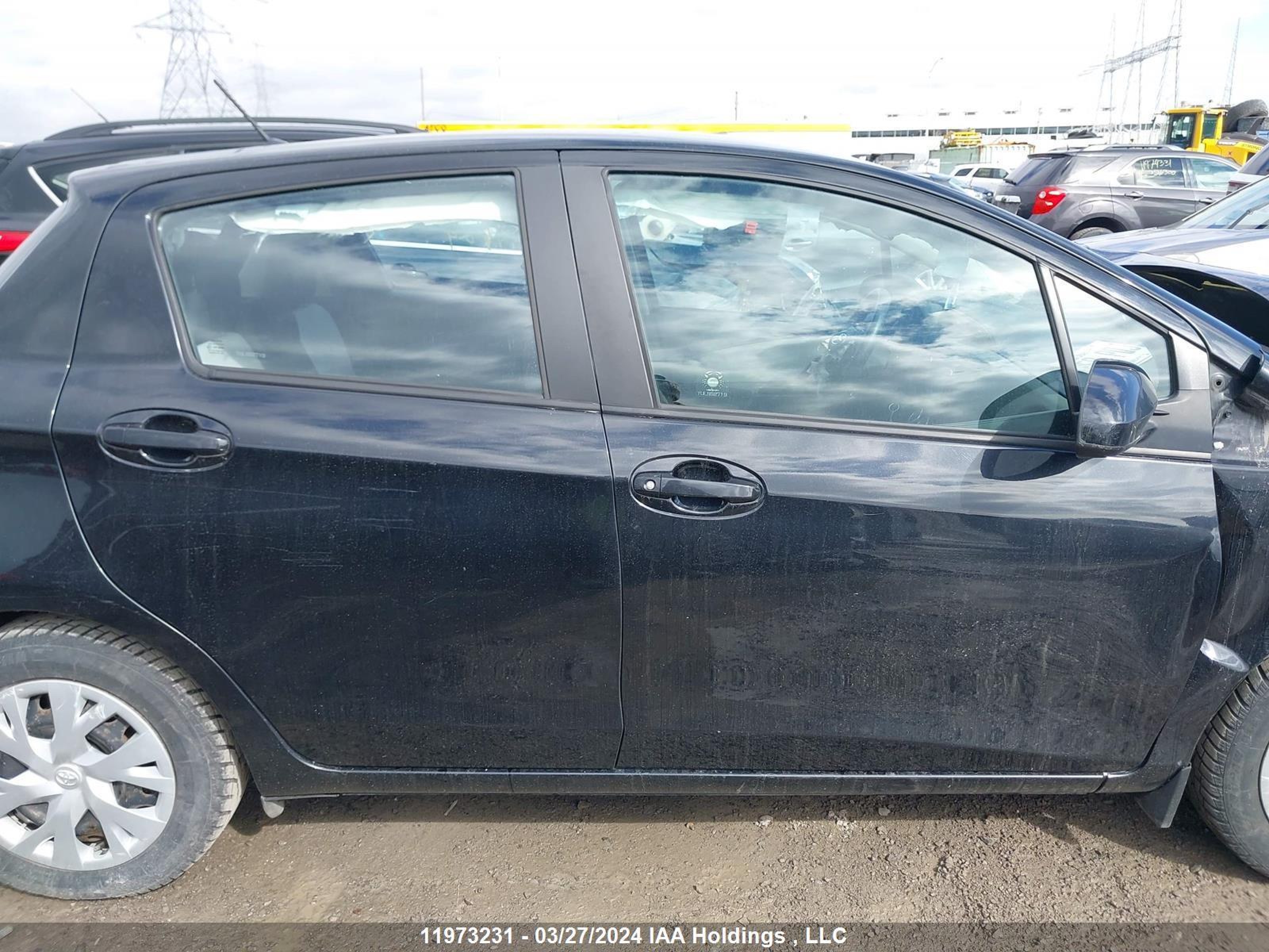 Photo 13 VIN: VNKKTUD33JA094924 - TOYOTA YARIS 