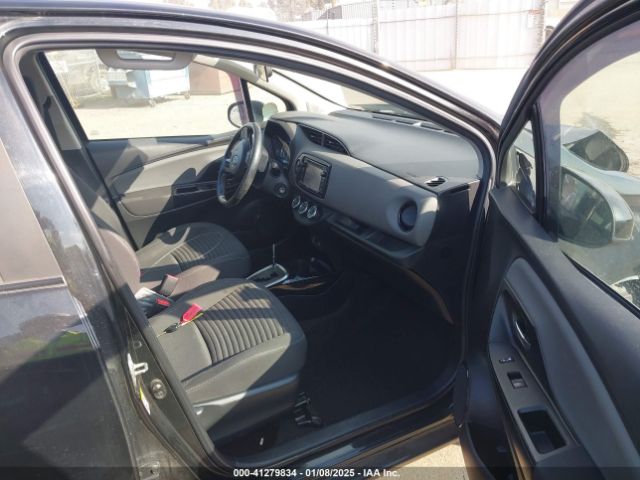 Photo 4 VIN: VNKKTUD34FA015817 - TOYOTA YARIS 