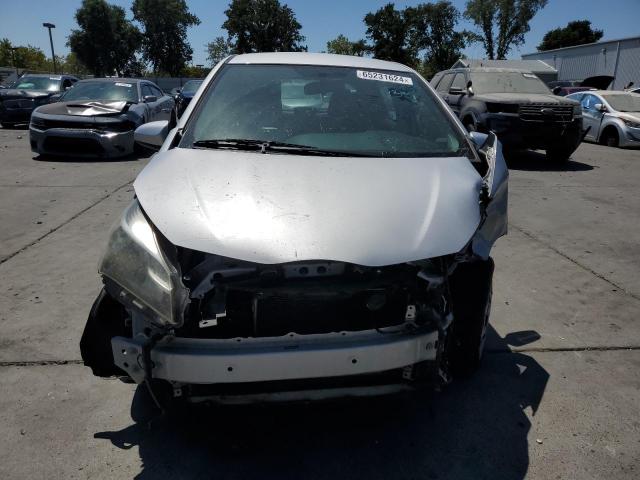 Photo 4 VIN: VNKKTUD34FA036814 - TOYOTA YARIS 