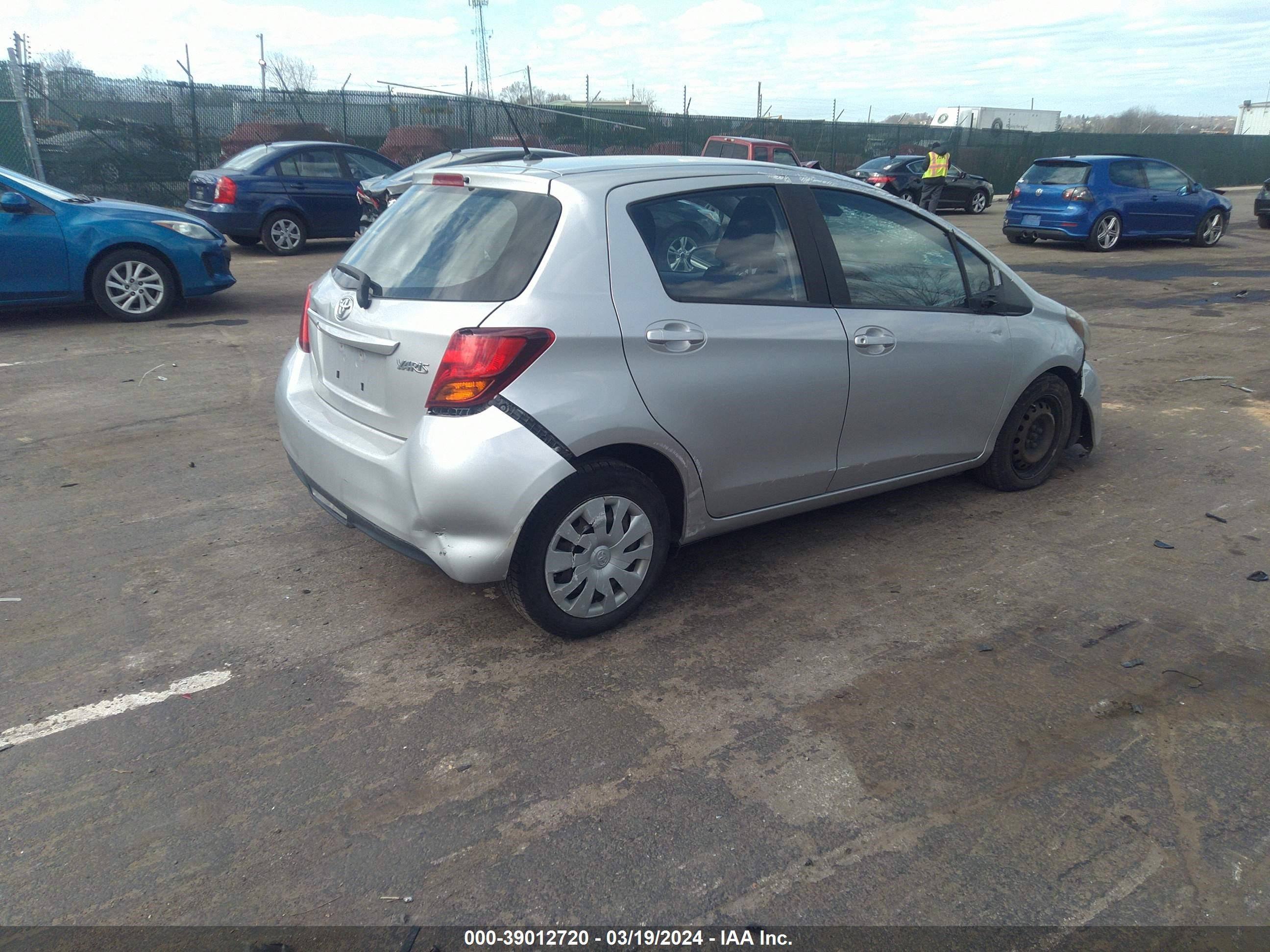 Photo 3 VIN: VNKKTUD34HA079181 - TOYOTA YARIS 