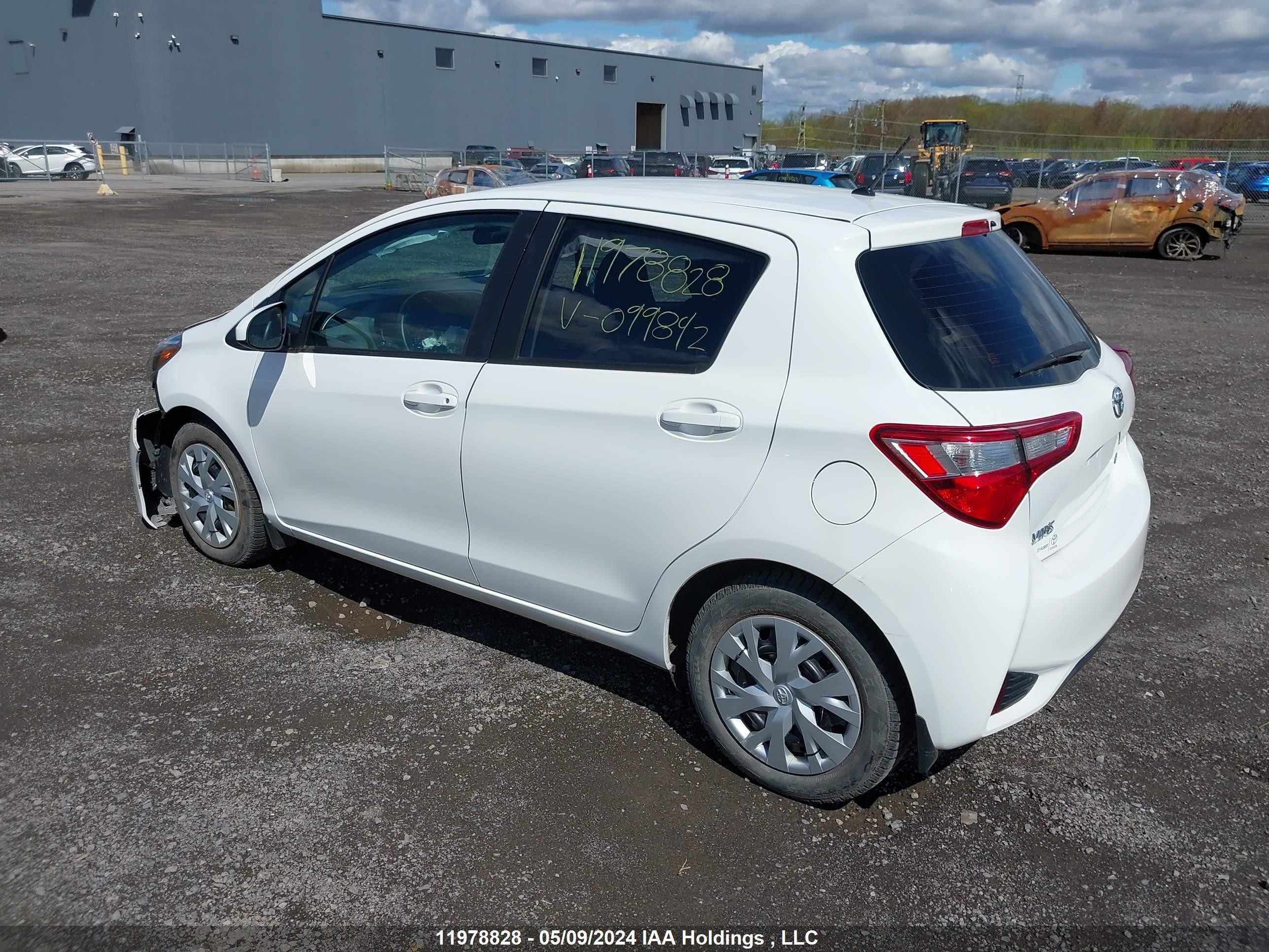 Photo 2 VIN: VNKKTUD34JA099842 - TOYOTA YARIS 