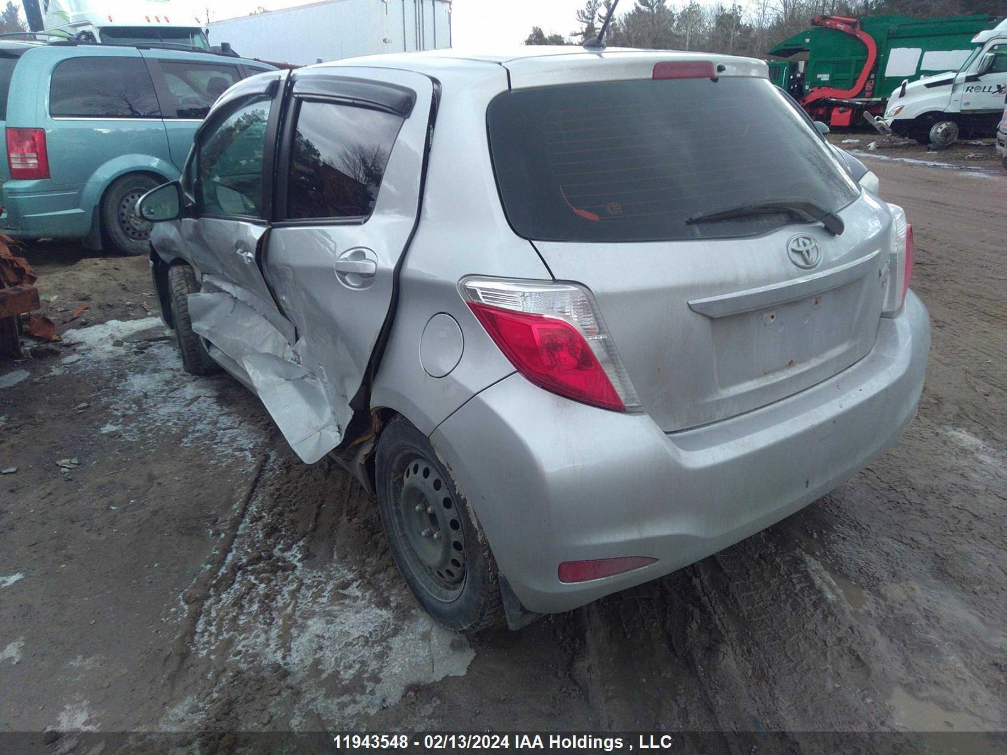 Photo 2 VIN: VNKKTUD36EA001383 - TOYOTA YARIS 