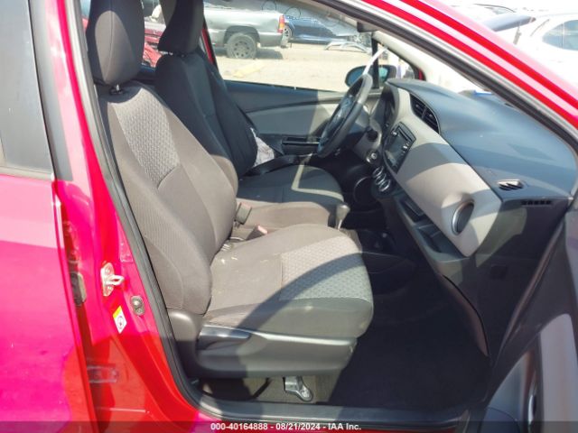 Photo 4 VIN: VNKKTUD36FA033977 - TOYOTA YARIS 