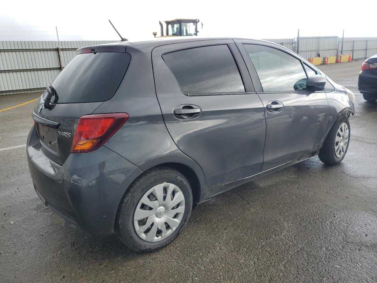 Photo 2 VIN: VNKKTUD36FA045465 - TOYOTA YARIS 