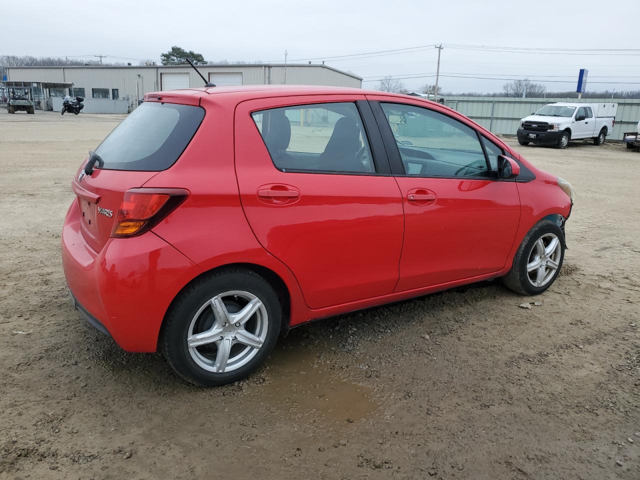 Photo 2 VIN: VNKKTUD37FA035057 - TOYOTA YARIS 