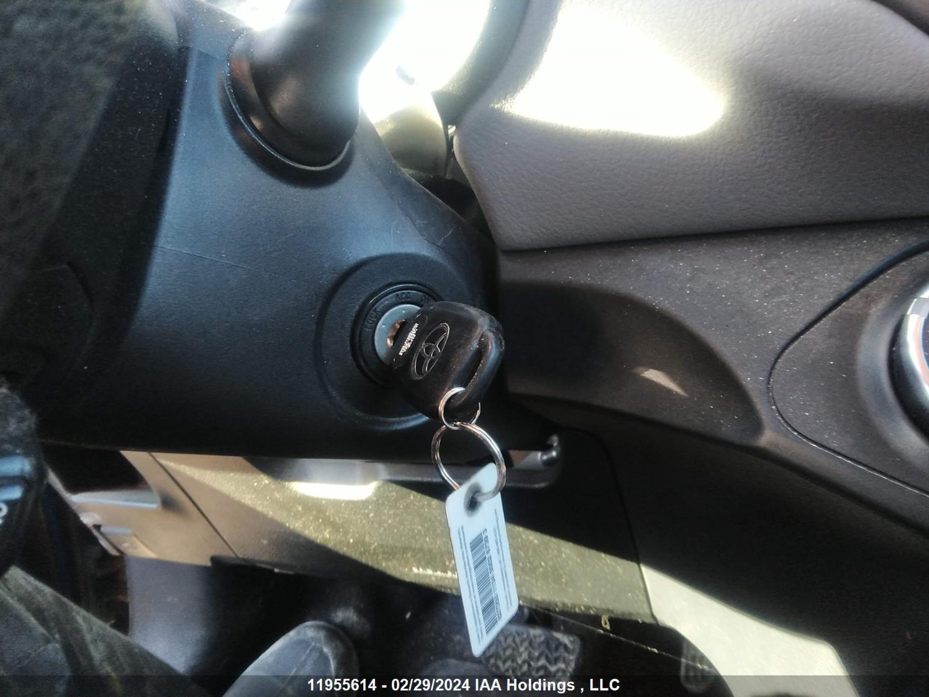 Photo 10 VIN: VNKKTUD38FA031759 - TOYOTA YARIS 