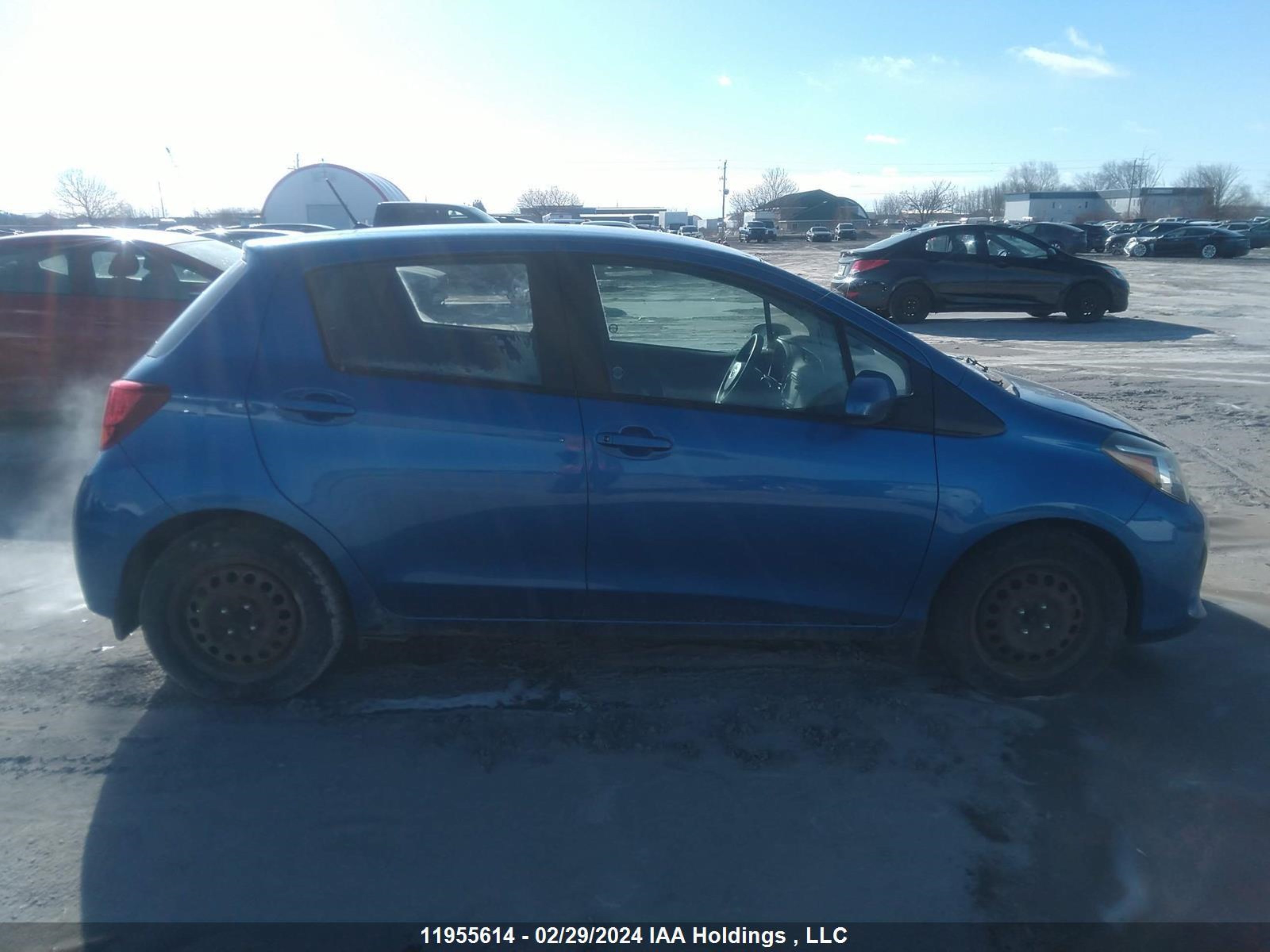 Photo 12 VIN: VNKKTUD38FA031759 - TOYOTA YARIS 