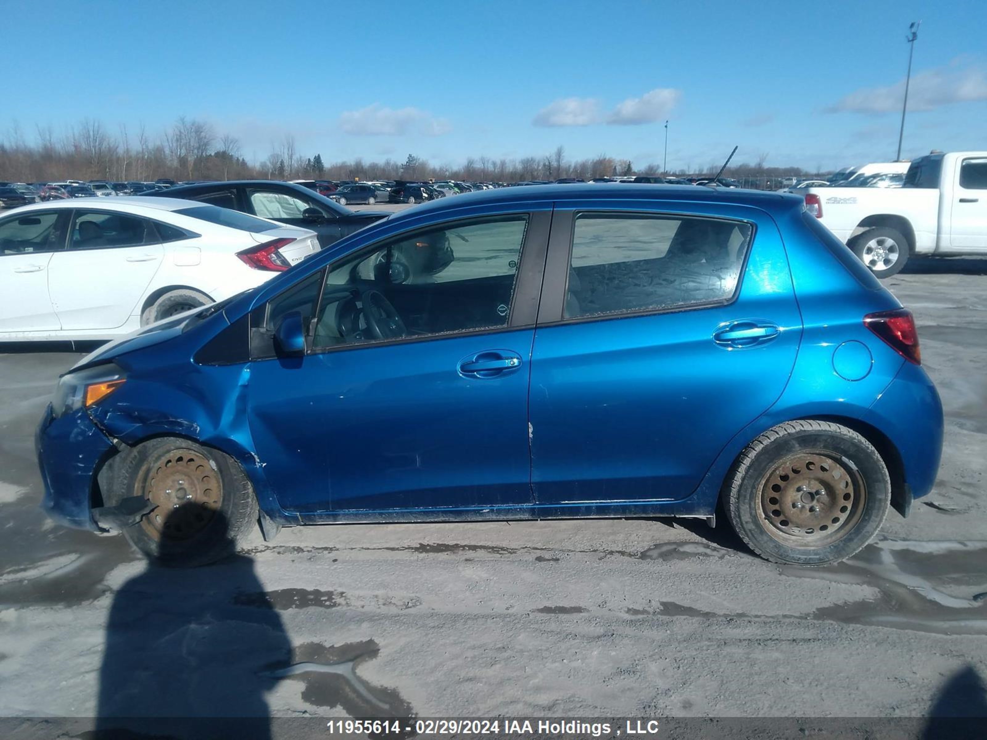 Photo 13 VIN: VNKKTUD38FA031759 - TOYOTA YARIS 